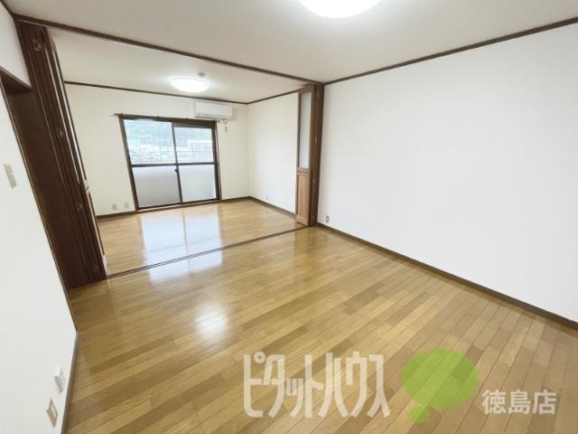 アーバンコート論田