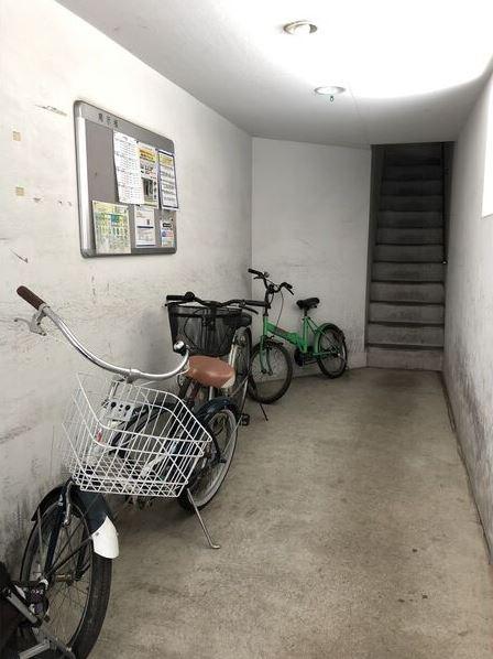 ミネルバ II 号館