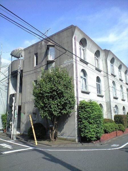 東急田園都市線 桜新町駅 徒歩5分 3階建 築41年