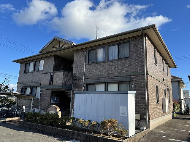 リビングタウン泉もえぎ台 A