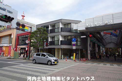 トライスタービル