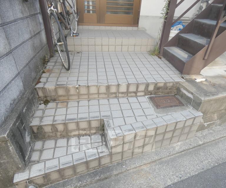 ＪＲ山陰本線 花園駅(京都) 徒歩5分 2階建 築35年