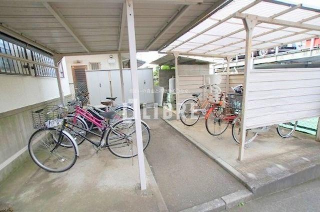 ラークマンション