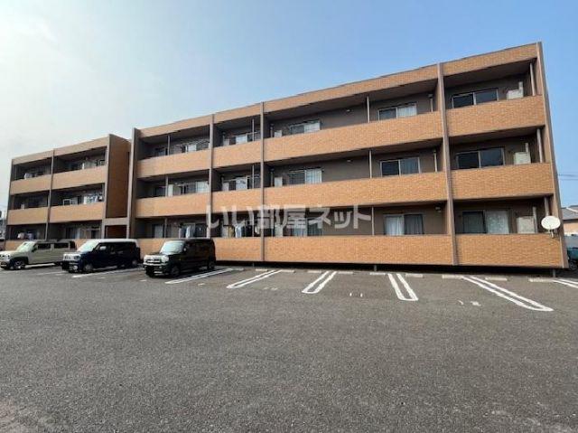 スリーゼ高松東