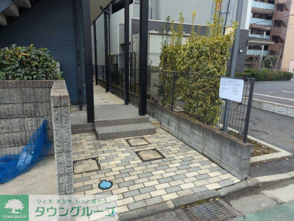 レオパレスポピンズ