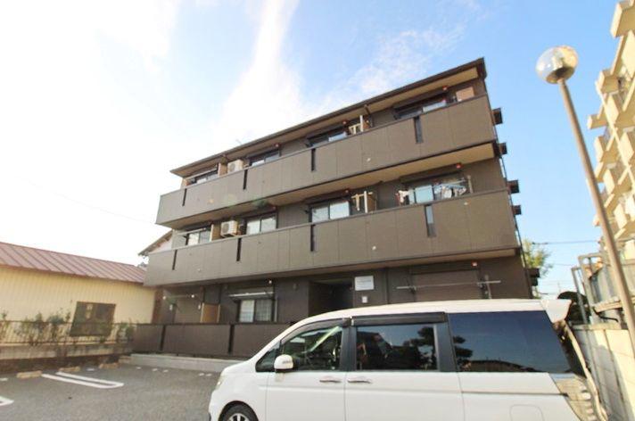 LA-VESPA門井町