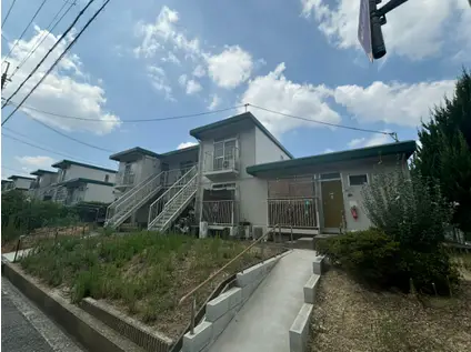 シャトードイワネ11号館(4DK/1階)の外観写真