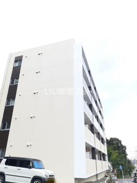 COLLINA山根町