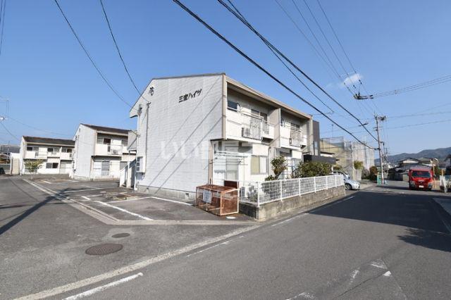 三宝ハイツC棟