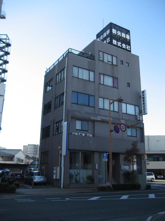 群央住吉ビル