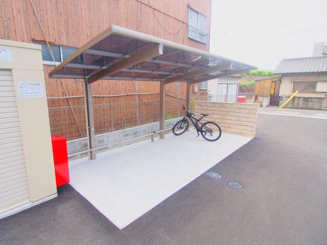 D-ROOM南小路