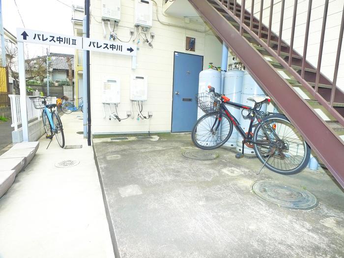 パレス中川