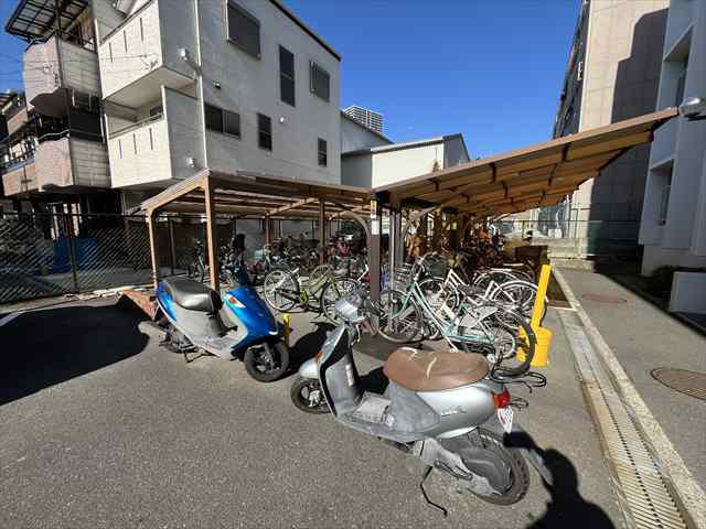 シャルル久宝寺