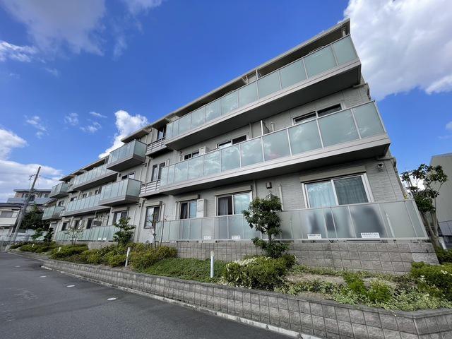 シャーメゾン沢良宜西
