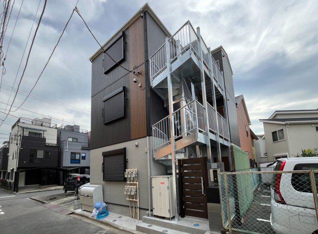 ブルーライン 蒔田駅 徒歩5分 3階建 築1年