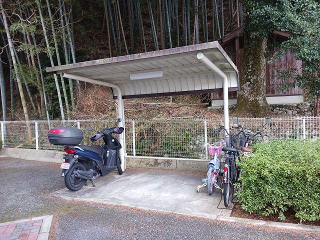 ライジングヒルズ