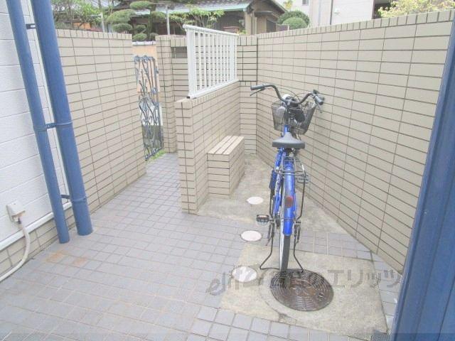 ビーエスパース