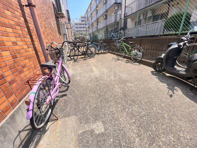 ジュネスアオキ