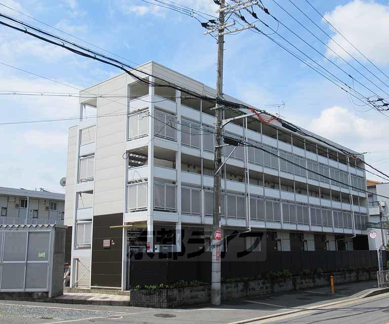 レオパレスプランタン参番館(1K/3階)