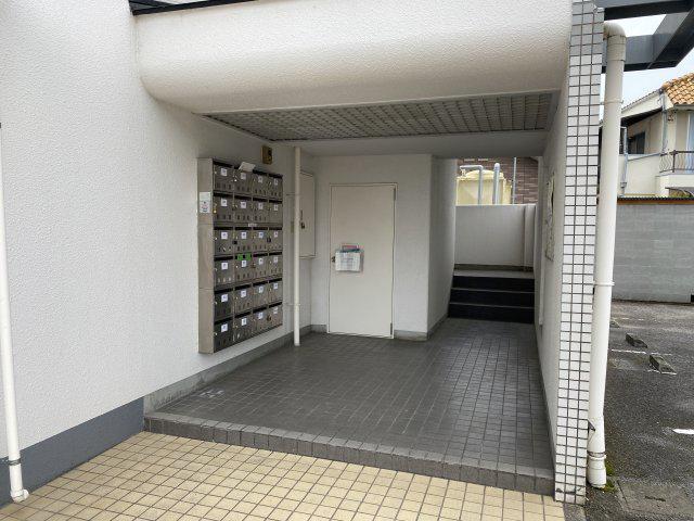 ラ・バレーヌ辻井