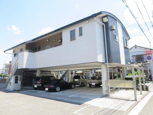 さんさんハウス