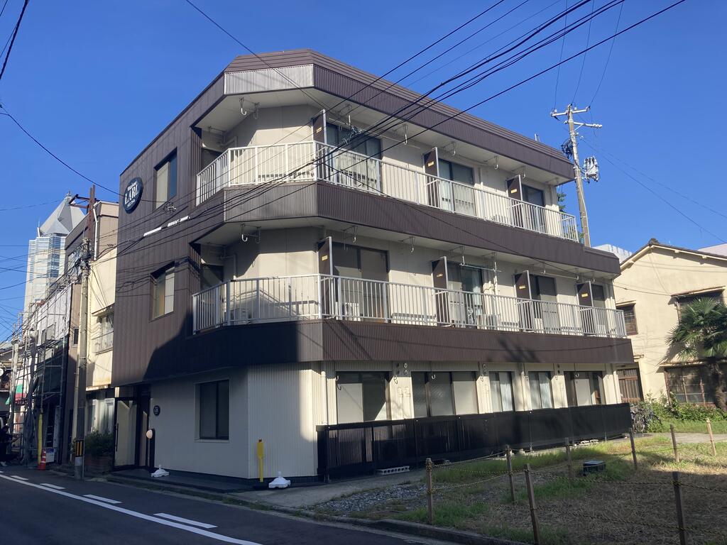 メゾンラール
