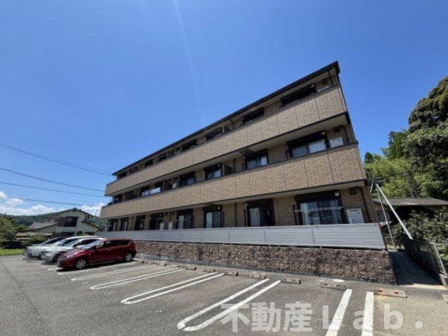 グランソレイユA棟