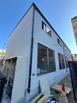 広島電鉄宮島線 楽々園駅 徒歩17分  築3年(1K/2階)