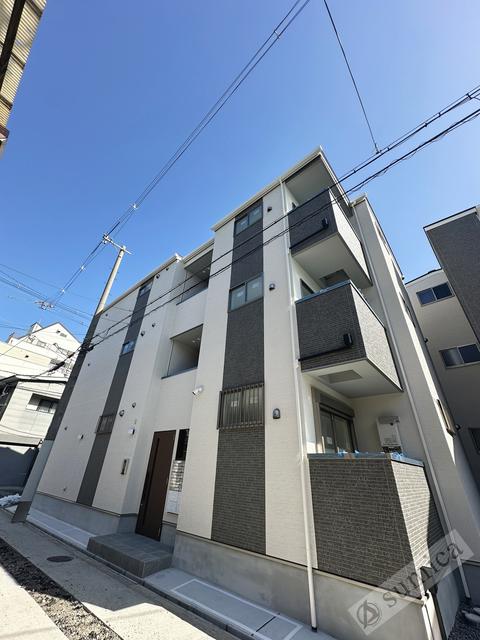 F ASECIA ROKKO