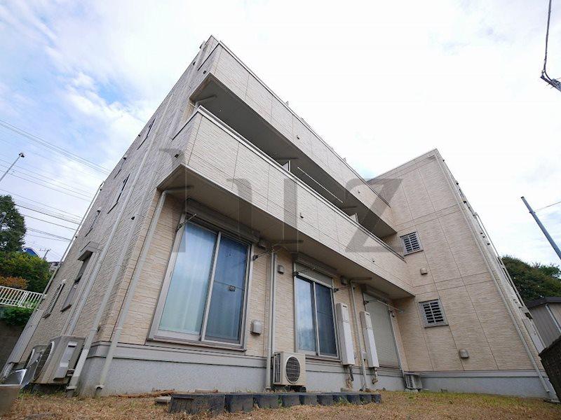 相鉄本線 西谷駅 徒歩9分 3階建 築18年