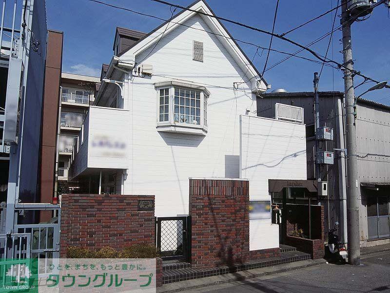 レオパレスホワイトアイランド