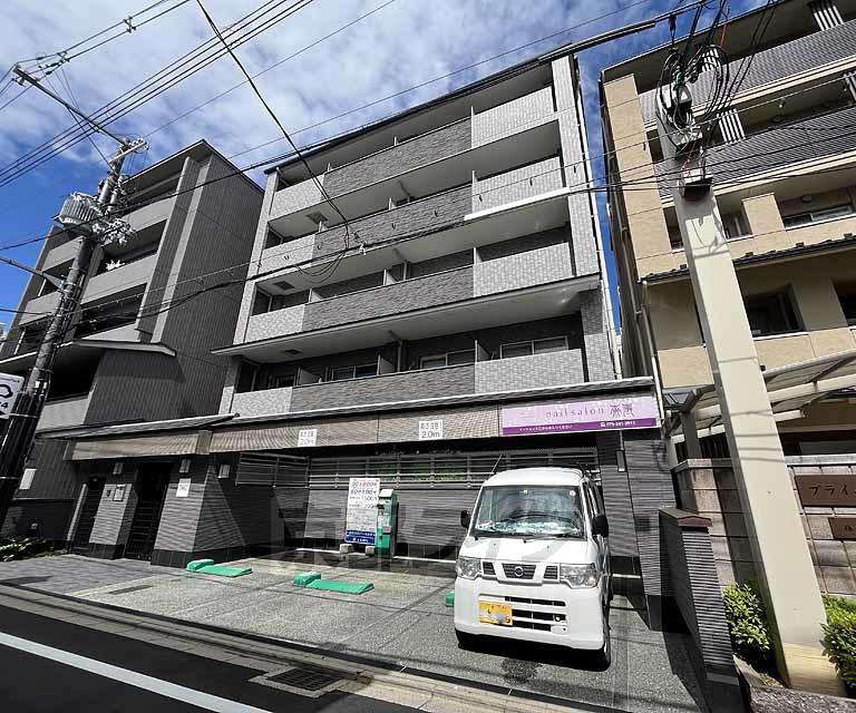 エターナルコート三条