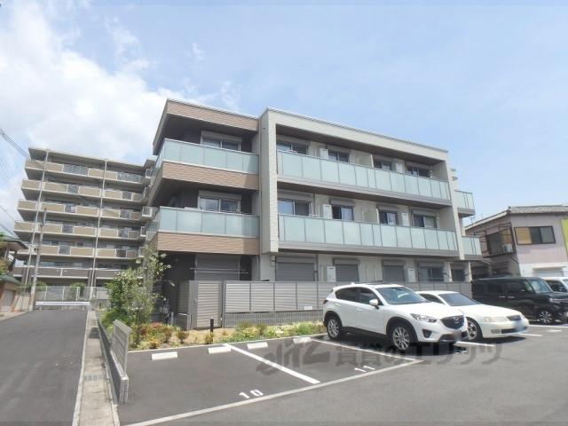 プレミアス大津京
