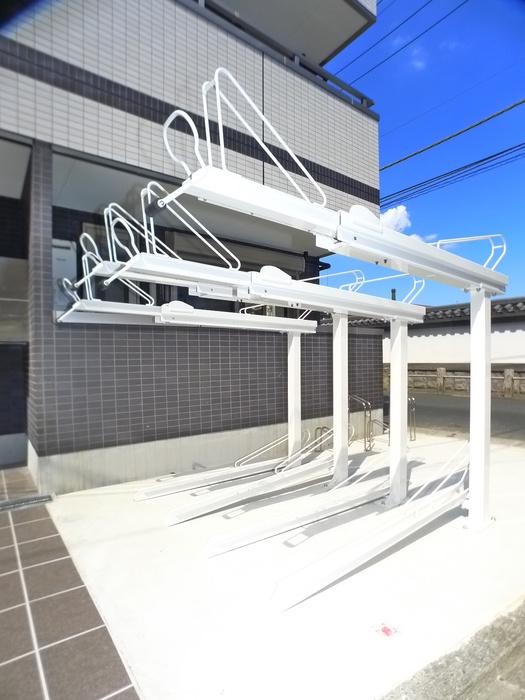 オプンティア大師前
