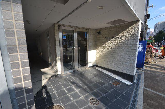 ラビン新開地マンション