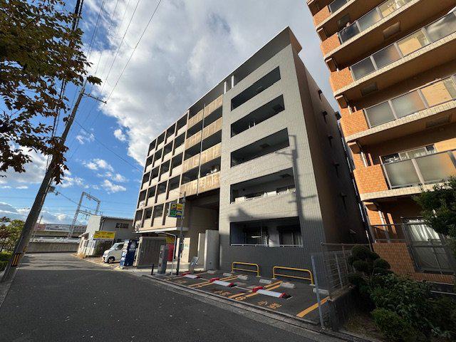 グランデパイース