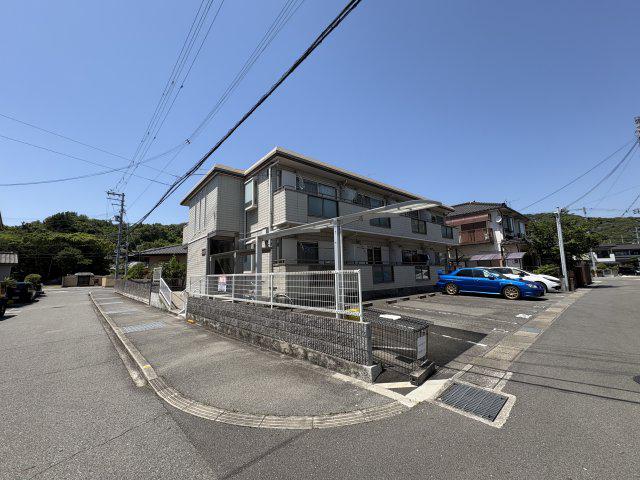 ハイツカジワラ
