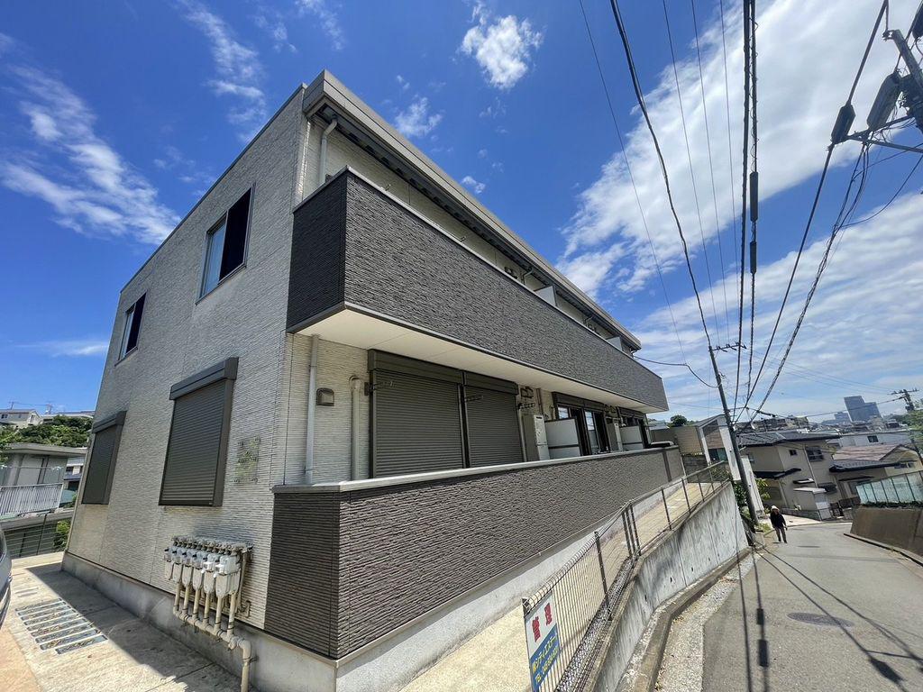 クレストコート三ツ沢