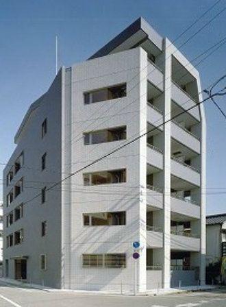 フラット タカハシ