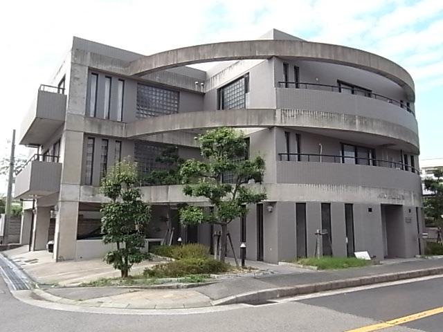 アークパレス誠