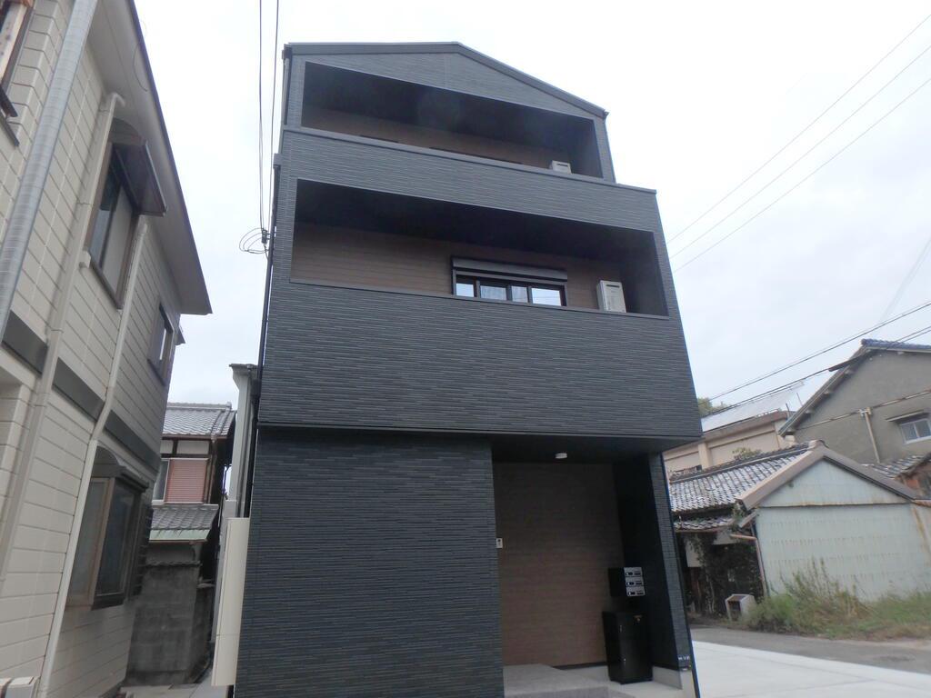 朝の春風とふんわりしっぽ