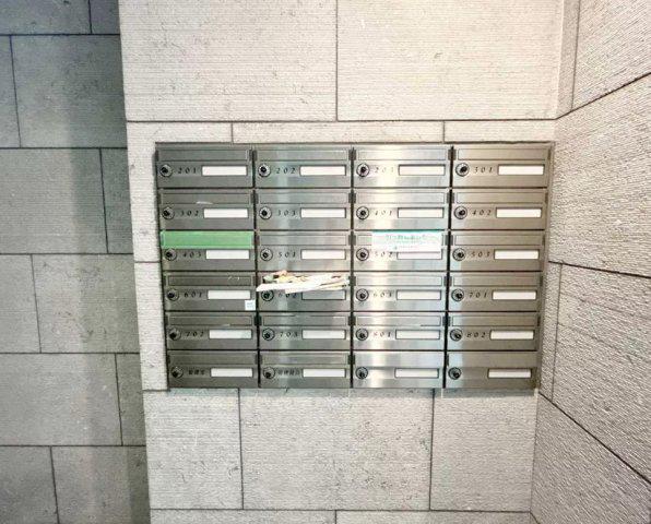 マイナビステイミライエ信濃町駅前