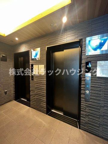 プレサンス淡路駅前