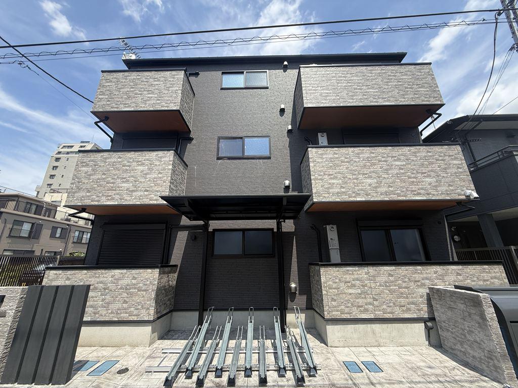 HALELE`A TACHIKAWA