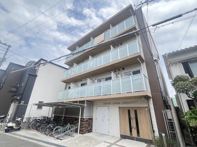 セオリー大阪アーバンレスト