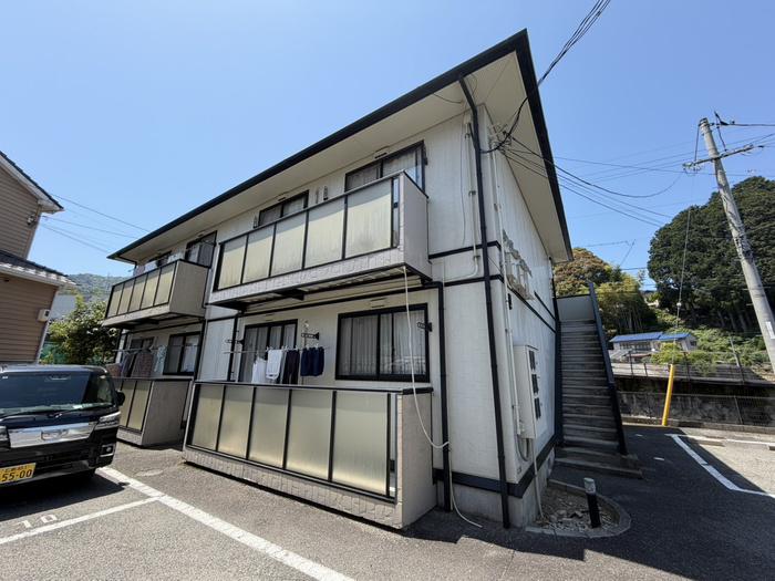 サンガーデン西山本B