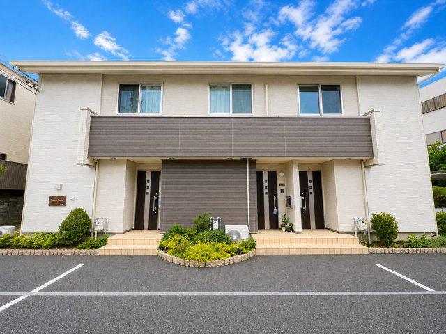 箕面市西小路4丁目テラスハウス