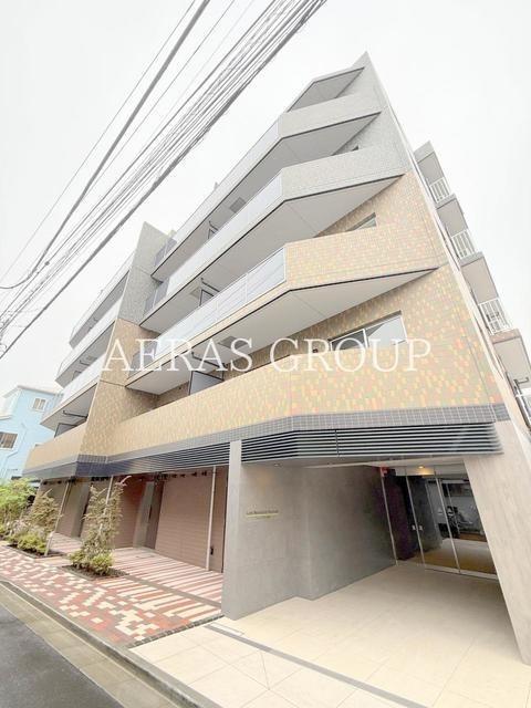 LIME RESIDENCE HIKIFUNE