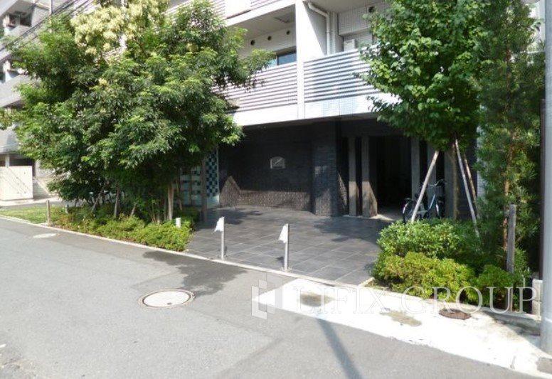 プレールドゥーク新宿御苑II