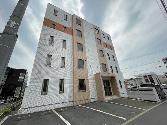 N HAPPINESS CALM